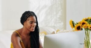 20 Essential Virtual Assistant Questions to Ask a Client 2024
