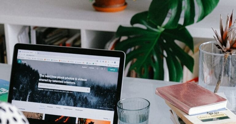 10 Ways Virtual Assistants Are Transforming Businesses in 2025